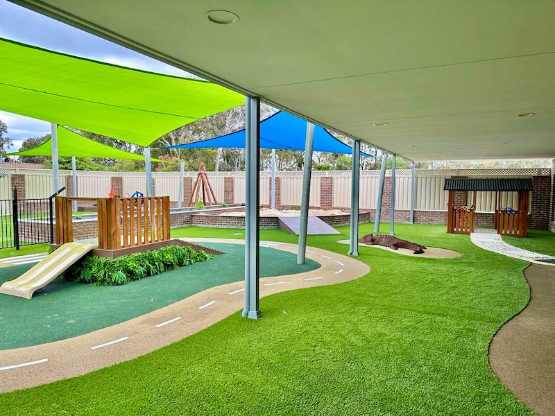 playground synthetic grass - 5